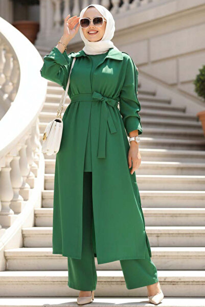 N.S NEVA STYLE طقم ثلاثي من الملابس المحجبة الخضراء مع تفاصيل الأزرار 7677Y