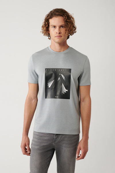 Avva تي شيرت رجالي رمادي اللون برقبة دائرية وطباعة إنترلوك بقصة عادية A41Y1008