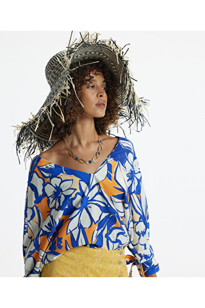 Yargıcı V-Neck Cuff Tie Blouse