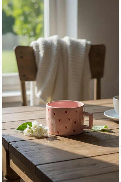 Home كوب وردي منقوش على شكل قلب