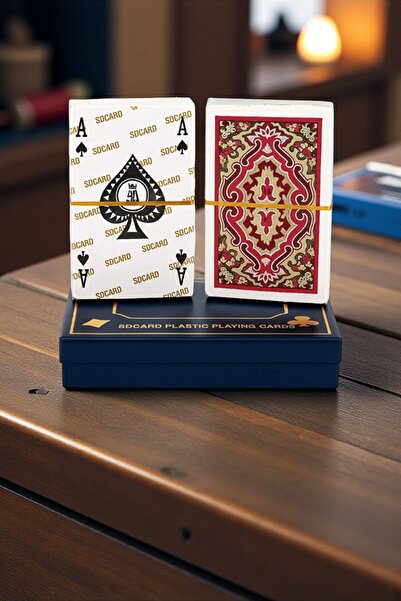 Star Iskambil Biriç Oyun Kağıdı, Plastik Mika Kutulu, 2 Deste Halı Desenli