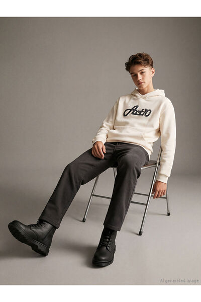 LC Waikiki Слим панталон за момче