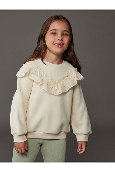 LC Waikiki Ecru Crew Neck Long Sleeve Embroidered Girl's Sweatshirt