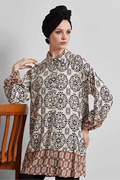 Alvina Tunic with Pattern 44803 Model