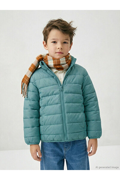 LC Waikiki Palton puf pentru băiat cu guler ridicat
