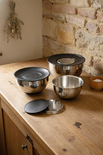 Bernardo Viyana 9 Parça Rendeli Karıştırma ve Saklama Kabı (16-20-24 cm)