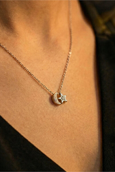 Dağıstanlı Kuyumculuk 0.04 Karat Pırlantalı 14 Ayar Altın Ay Yıldız Kolye