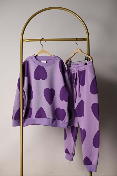 Eflin Butik Анцуг с шарка на сърце