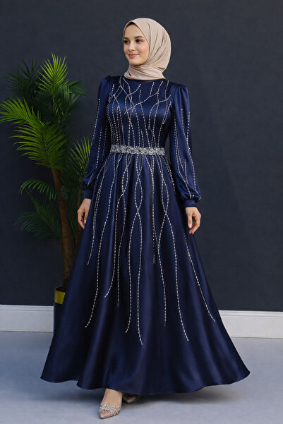 MayaBella Saten Kolları ve Önü İşlemeli Tesettür Abiye