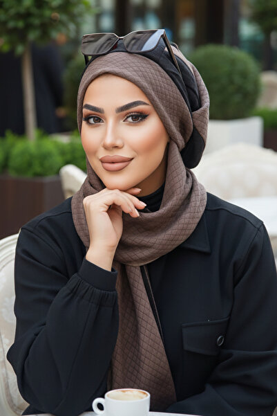 Aişe tesettür قبعة حجاب مبطنة باللون الأسود