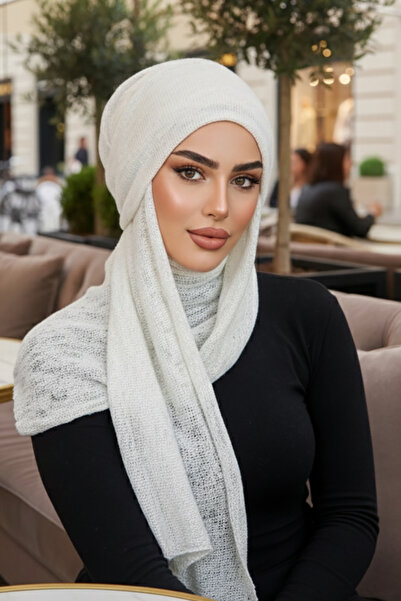Aişe tesettür Beyaz Triko Kelebek Bone Şal