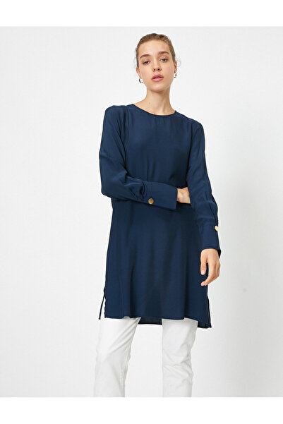 Koton بلوزة بياقة دائرية وأكمام طويلة مع حافة منسدلة