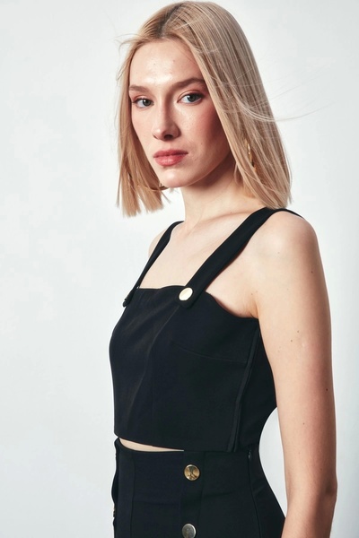 Selence Black crop blouse with gold button Detail Black