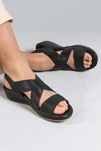 FAST STEP Kadın Deri Rahat Yazlık Casual Günlük Sandalet Siyah 864zar05