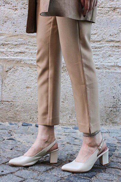 FAST STEP Hakiki Deri Kadın Kalın Topuklu Ayakkabı 064ZA359