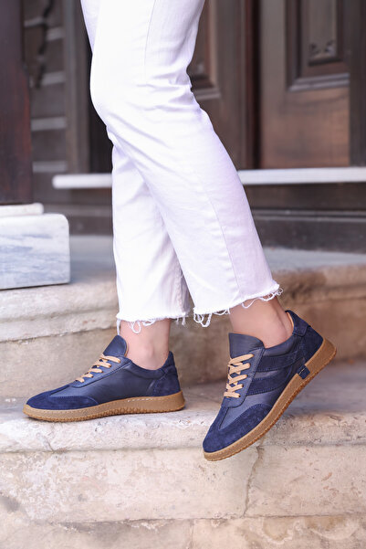 FAST STEP حذاء كاجوال نسائي من الجلد الطبيعي 246ZA2004