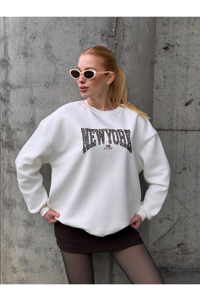 Cool & Sexy Women's White Leopard Patterned New York Printed Oversize Sweatshirt