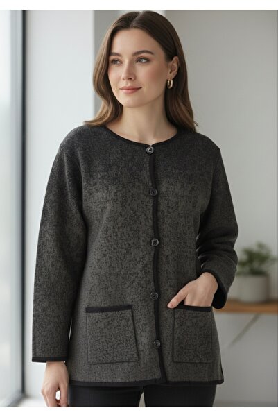 ENDAMIM Large Size Pocket Knitwear Cardigan with Medium Thickness