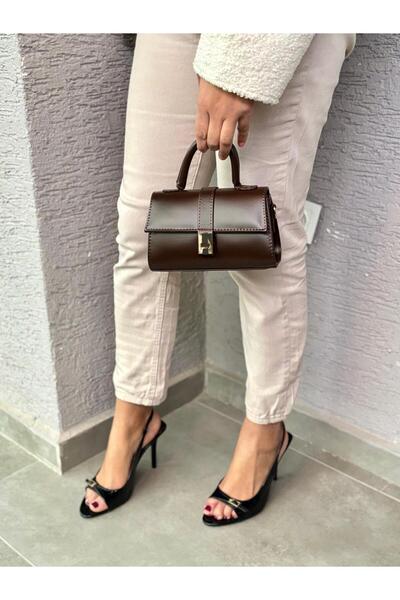 Larolina حقيبة يد وكتف نسائية من الجلد الصناعي بلون القهوة مع حزام قابل للتعديل