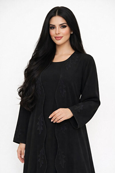 NN01 عباية انيقة بقماش الكريب مزينة تطريز