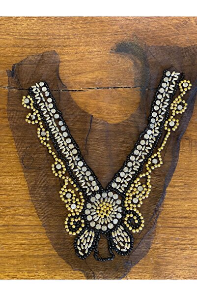 Gönülden Tasarım Ogrlica sa vezom od kamenih perli i lančića 28X19