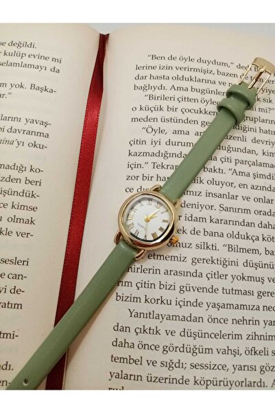 Ricardo New Year Fashion Women's Wristwatch Retro Still Water Green Color Ban...