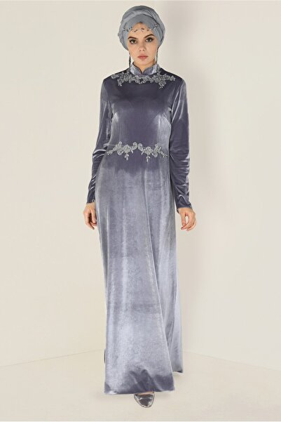 Alvina فستان مخملي مطرز - موديل 4780