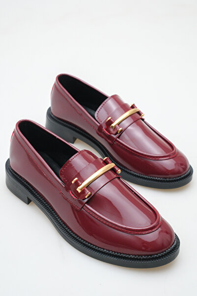 Shoesers Kadın Özel Tasarım Zarif Toka Detaylı Rugan Loafer Ayakkabı