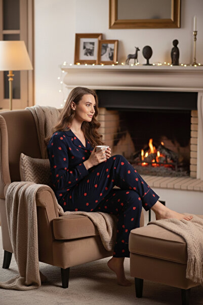 Lela طقم بيجامة ناعم الملمس من ريجوار فيت طقم بيجامة 611PT288Y