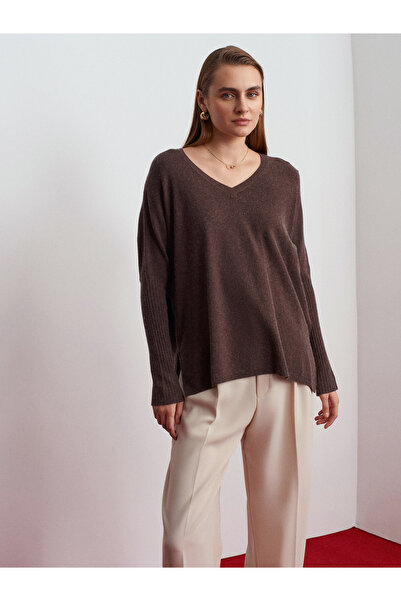 Dilvin 10844 V-Neck Cashmere Blend Sweater-Brown M.