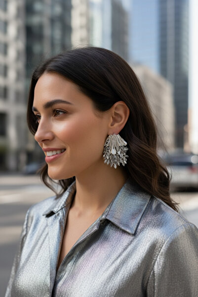 ELENOR Kadın Püsküllü Vintage Çelik Küpe