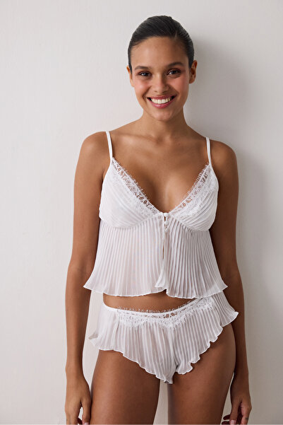 Penti Kırık Beyaz V Yaka Pliseli Şifon Atlet