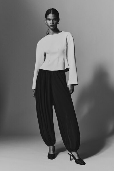 H&M Beli Belirgin Kesimli İnterlok Üst