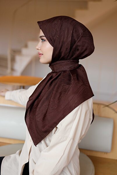 ipekistanbul وشاح جاكار حريري مزدوج الجوانب - بني