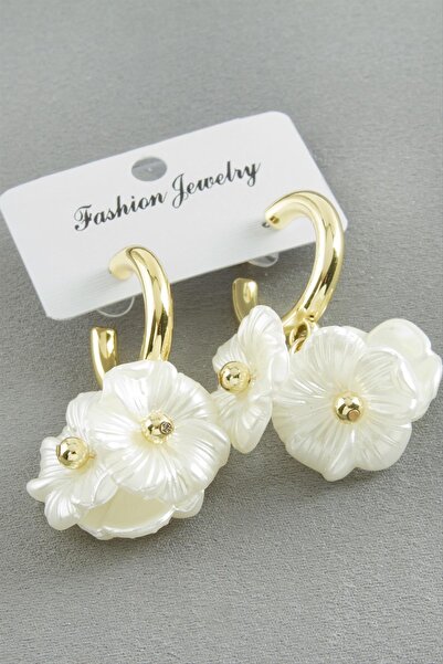 makay أقراط اللؤلؤ زهرة