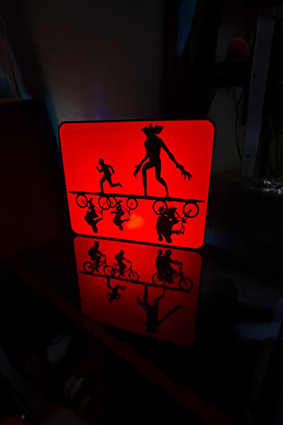 MEK Stranger Things Ters Yüz Tasarımlı Modern Aydınlatma (22x18cm)