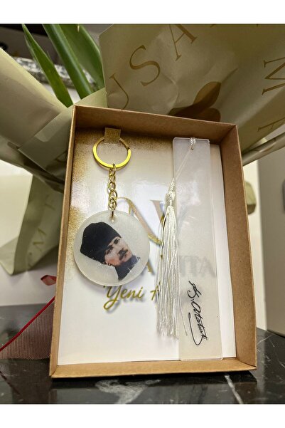 novavita(yenihayat) Atatürk resimli anahtarlık ve Atatürk yazılı kitap ayracı