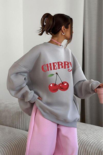 CAST COLLECTİON سويت شيرت نسائي من Duman Gray Cherry مطبوع برقبة دائرية