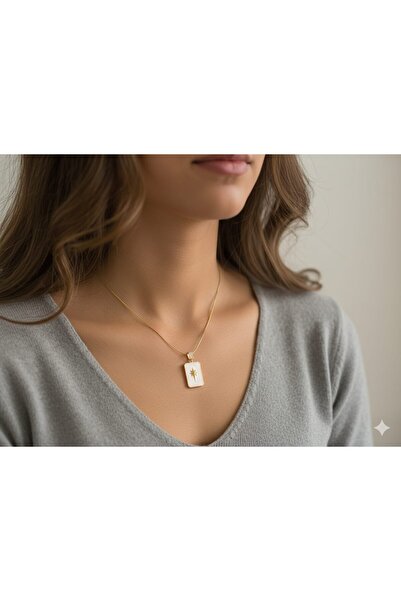 AKFECAN قلادة نجمة القطب من الفولاذ باللون الذهبي