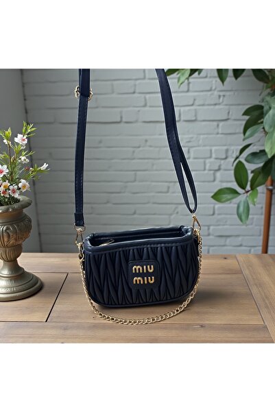 Gözde Mağazacılık حقيبة كتف نسائية بتفاصيل سلسلة من إمبرو