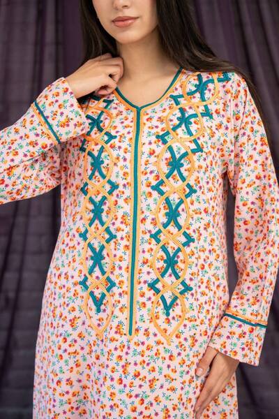 AFandina Jalabiya with a delicate floral pattern