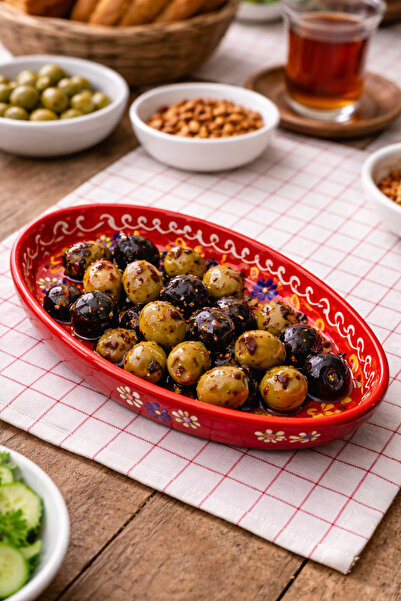 ATAGİFT HEDİYELİK Red-Black 3-Piece 20 cm Handmade Colorful Ceramic Oval Breakfast Bowl – Flower Pattern Serving Bowl