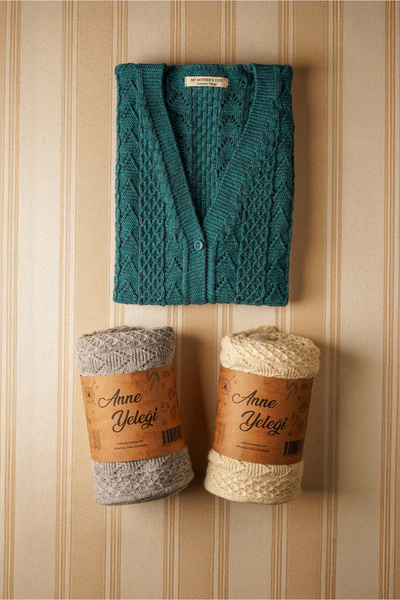 anne yeleği Klasik - Yün ve Pamuk Karışımlı, Düğmeli ve Cepli Örme Triko Yelek