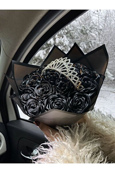 Damla Flora Solmayan Prenses Taçlı Siyah Gül Buketi-Sevgiliye Romantik Hediye