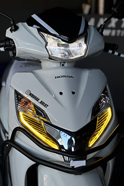 Banxtre ملصق فيلم المصباح الأمامي بتصميم مميز لدراجة هوندا أكتيفا (مناسب لمود...