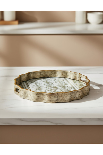 REDTAG صينية مستديرة مزخرفة بالفضة