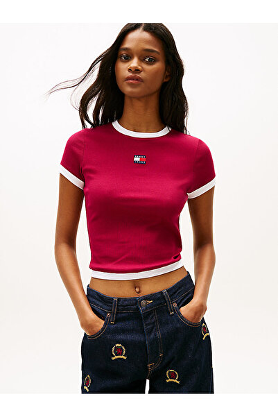Tommy Hilfiger Kadın TJW Badge Slim Fit T-shirt