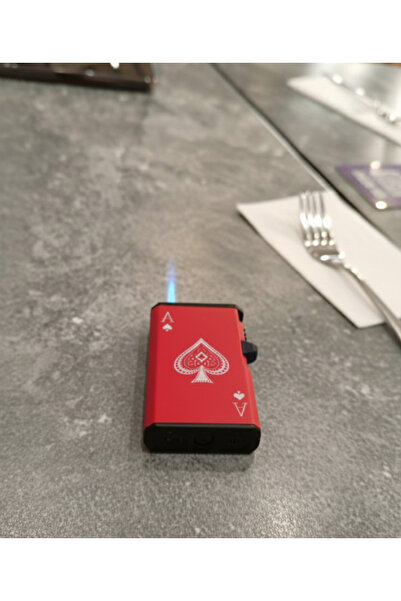 Puffly Hediyelik Poker İskambil Kartı Şeklinde Rüzgar Çakmak Erkek Arkadaşa Hediye Yılbaşı Doğum Günü Hediyesi