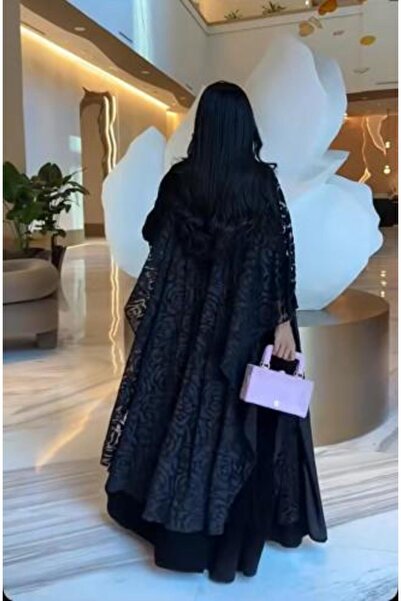 khalila abaya عباية مخملية مزينة بطبقات من المخمل الزهري