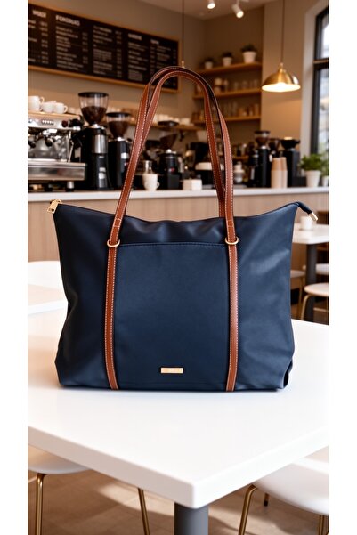 Designist Lacivert Taba Askılı Çanta.